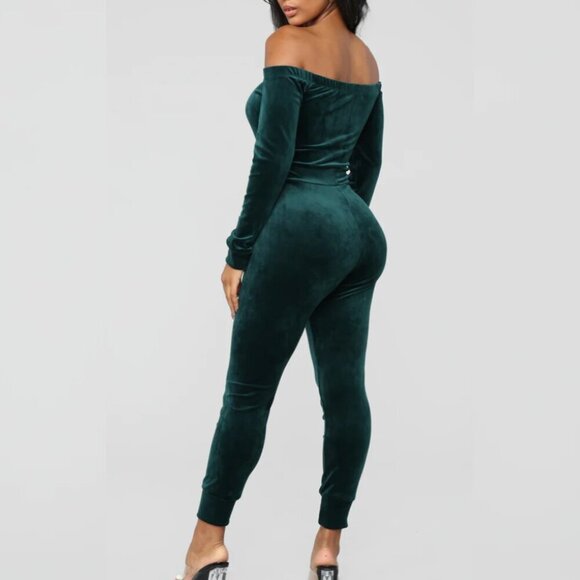 Hunter Green Velour Jumpsuit – Size XL - Picture 2 of 2